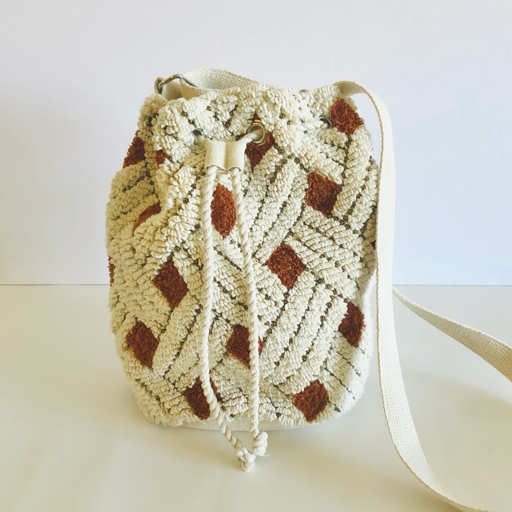 World Market Bucket Bag Beaded Diamond Pattern Bohemian Beach Crossbody